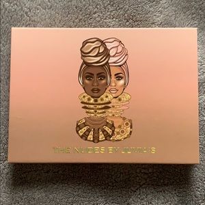 The Nudes Eyeshadow Pallete